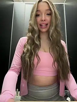 barbiehumpxxx online show from 16, 4, 2026