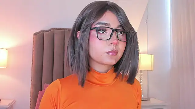 Emma Torres   online show from 18, 1, 2026