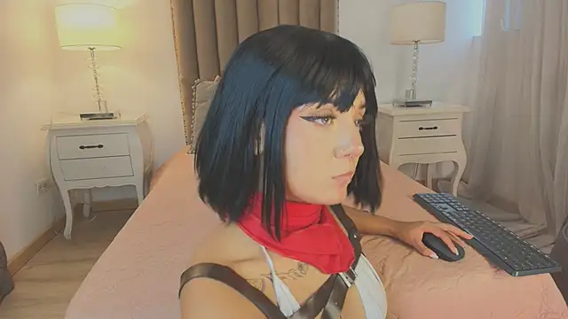 Emma Torres   online show from 20, 10, 2025