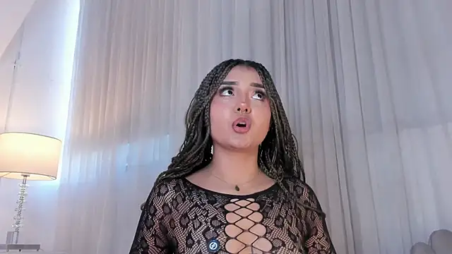 Emma Torres   online show from 11, 2, 2026