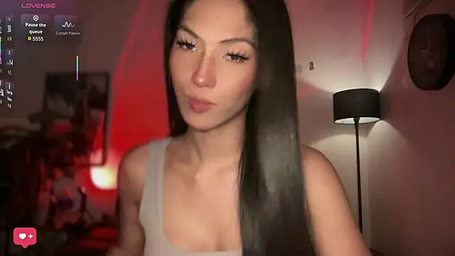 Snapshot of Bella_Gordon chatting on 10, 6, 2026 Bella Gordon online show from 10, 6, 2026