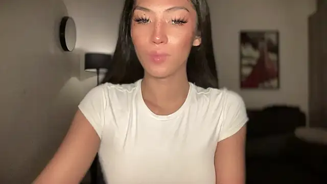 Snapshot of Bella_Gordon chatting on 18, 6, 2026 Bella Gordon online show from 18, 6, 2026
