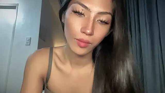 Bella Gordon online show from 23, 10, 2025