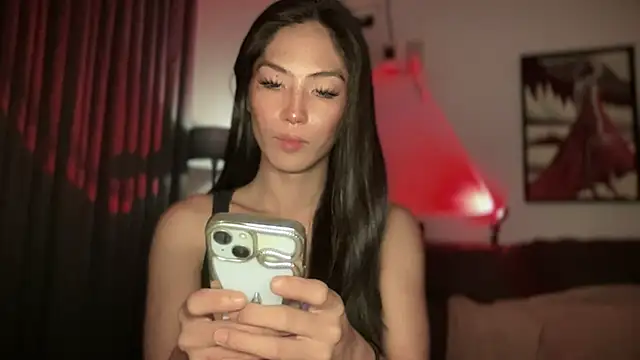 Bella Gordon online show from 8, 3, 2026