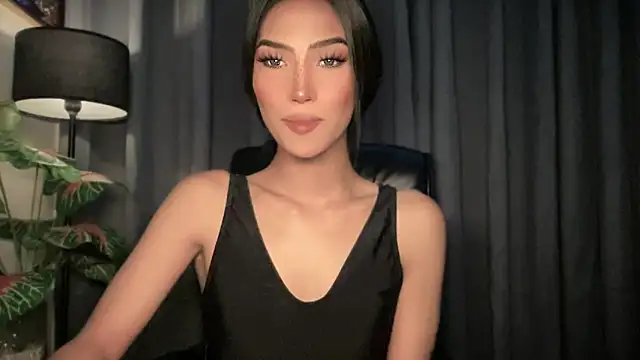 Bella Gordon online show from 11, 9, 2025