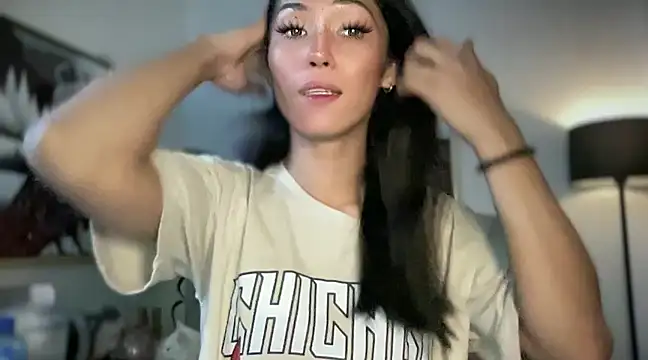 Bella Gordon online show from 23, 2, 2025