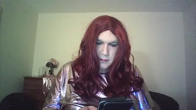 LyssaDragonshadow online show from 17, 4, 2026