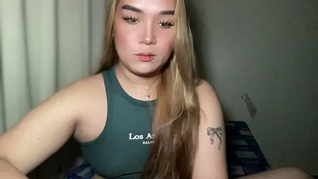 MissCataleyaxxx online show from 6, 2, 2025