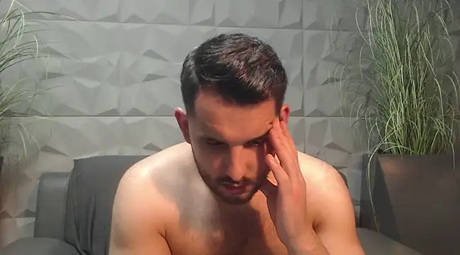 Antoniodiamond online show from 9, 3, 2025