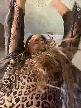 Snapshot of Var_Kiss chatting on 18, 10, 2025 Var Kiss online show from 18, 10, 2025