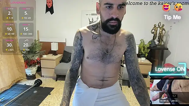 kaiser679  online show from 12, 4, 2026