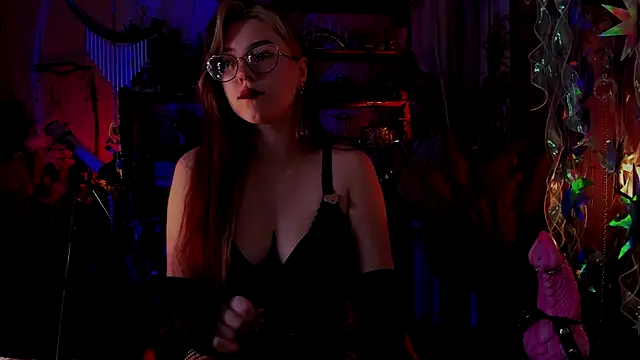 Snapshot of Scarlett_Wanner chatting on 14, 12, 2024 Scarlett Wanner online show from 14, 12, 2024