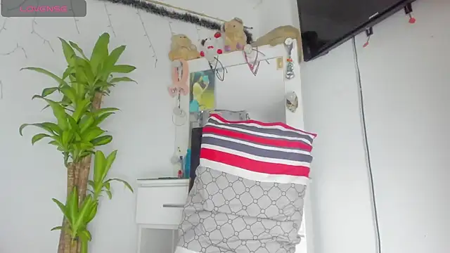 khalyn jenner online show from 22, 9, 2025