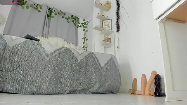 khalyn jenner online show from 16, 2, 2025