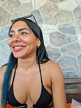 Snapshot of Doll_Loren chatting on 20, 6, 2026 Doll Loren online show from 20, 6, 2026