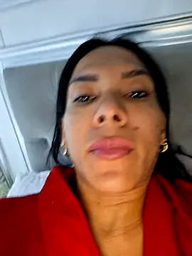 Doll Loren online show from 3, 10, 2025