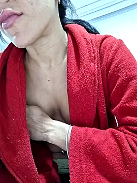 Doll Loren online show from 5, 10, 2025