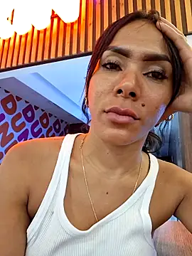 Doll Loren online show from 6, 1, 2026