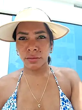 Doll Loren online show from 12, 1, 2026