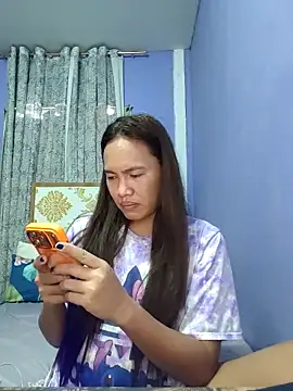 lady kim boner online show from 3, 3, 2026