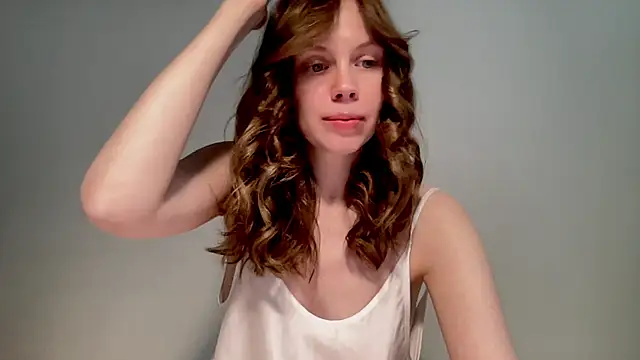 Nikki Mimimi online show from 8, 3, 2025