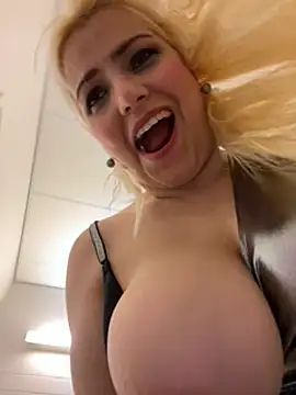 Maria Texas online show from 10, 2, 2025