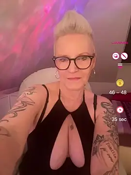 Snapshot of German_Milf chatting on 20, 5, 2026 German Milf online show from 20, 5, 2026