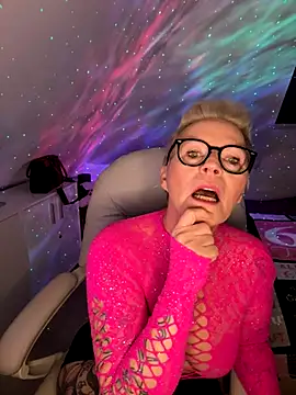 Snapshot of German_Milf chatting on 30, 10, 2025 German Milf online show from 30, 10, 2025