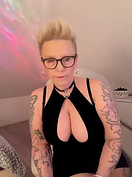 German Milf online show from 25, 2, 2026