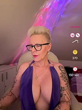 Snapshot of German_Milf chatting on 31, 5, 2026 German Milf online show from 31, 5, 2026