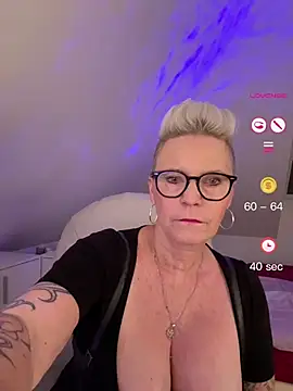 Snapshot of German_Milf chatting on 10, 6, 2026 German Milf online show from 10, 6, 2026