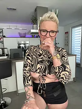 Snapshot of German_Milf chatting on 20, 3, 2025 German Milf online show from 20, 3, 2025