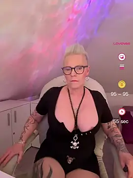 Snapshot of German_Milf chatting on 17, 5, 2026 German Milf online show from 17, 5, 2026