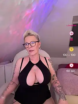 Snapshot of German_Milf chatting on 27, 4, 2026 German Milf online show from 27, 4, 2026