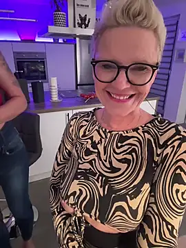 Snapshot of German_Milf chatting on 20, 3, 2025 German Milf online show from 20, 3, 2025