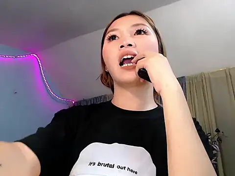 ursexy allison69 online show from 5, 10, 2025