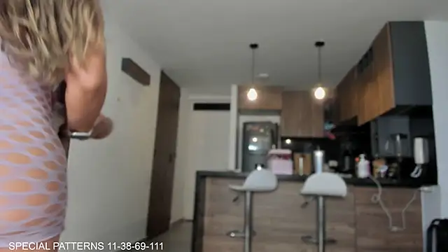 Snapshot of daniela_henao chatting on 24, 2, 2026 daniela henao online show from 24, 2, 2026