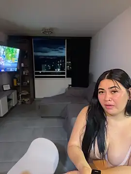 daniela henao online show from 19, 6, 2026