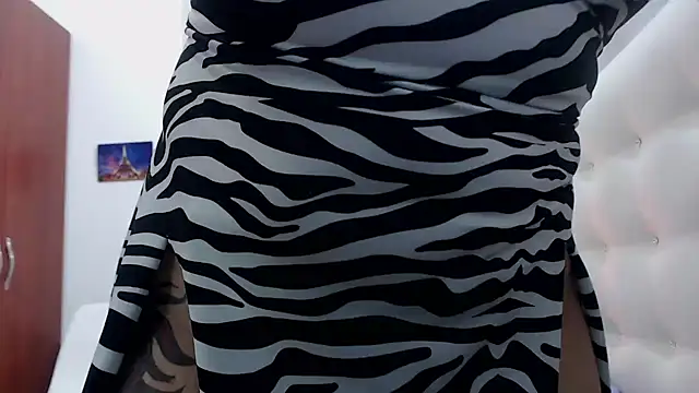 hornywife  online show from 18, 9, 2025