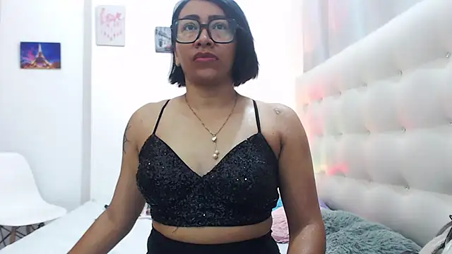 hornywife  online show from 19, 9, 2025