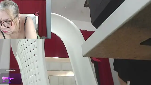 candyrojas online show from 28, 2, 2026