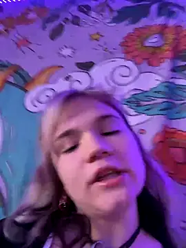 Cutiepiespanks online show from 6, 10, 2025