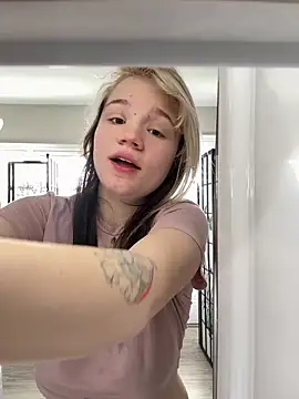 Cutiepiespanks online show from 12, 4, 2026