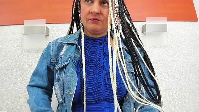 allice green online show from 20, 10, 2025