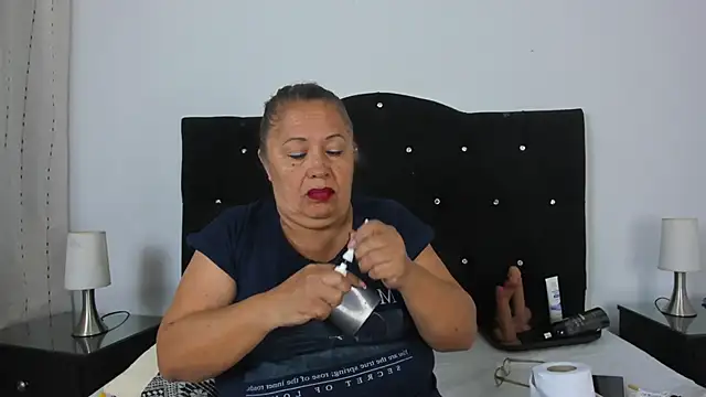 Keira Lennox online show from 7, 11, 2025