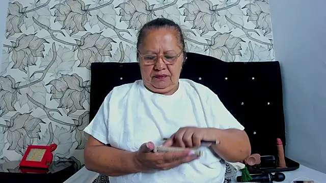 Keira Lennox online show from 12, 1, 2026