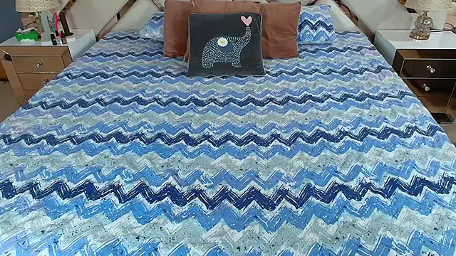 NaughtyAnaa online show from 27, 2, 2025