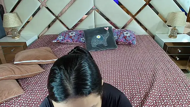 NaughtyAnaa online show from 8, 3, 2025