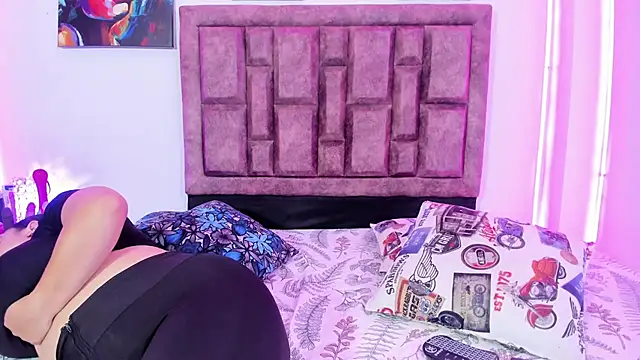 NaughtyAnaa online show from 2, 10, 2025