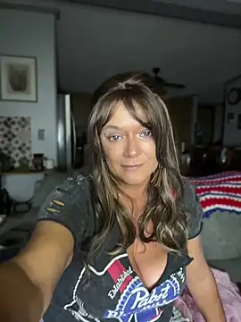 cowgirlc online show from 16, 6, 2026